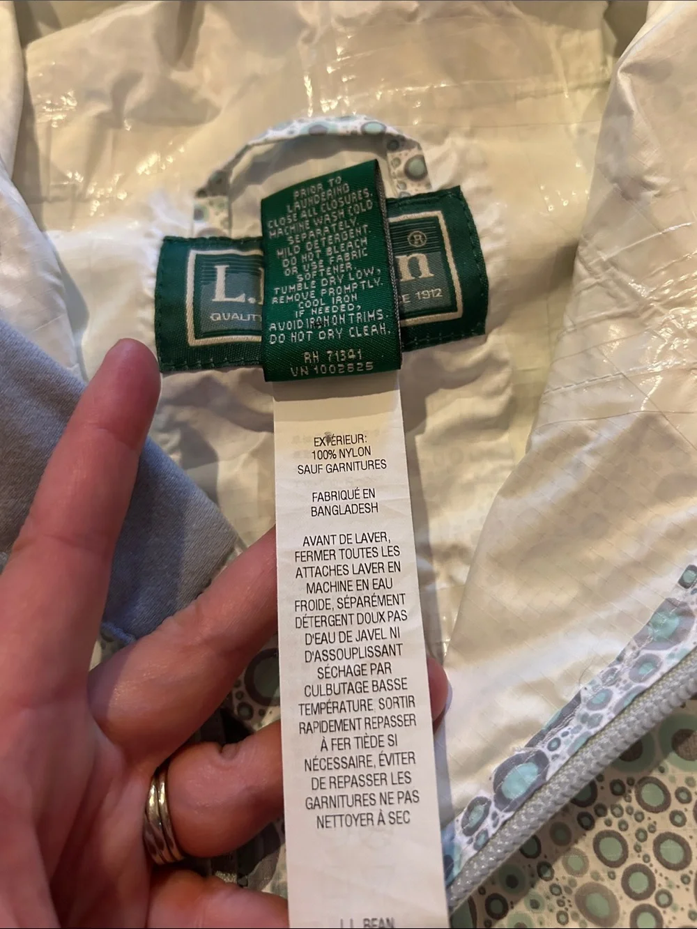 LL Bean Lightweight Hooded Rain Jacket in Mint And Gray Print